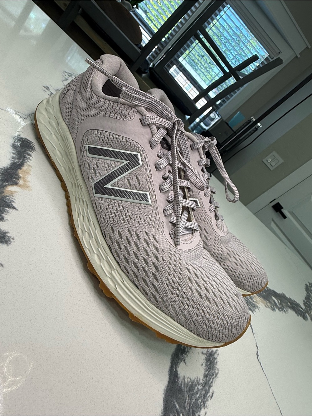 NEW BALANCE ARISHI V2 FRESH FOAM RUNNING SHOES Size 8.5 WARISRP2 Lavender